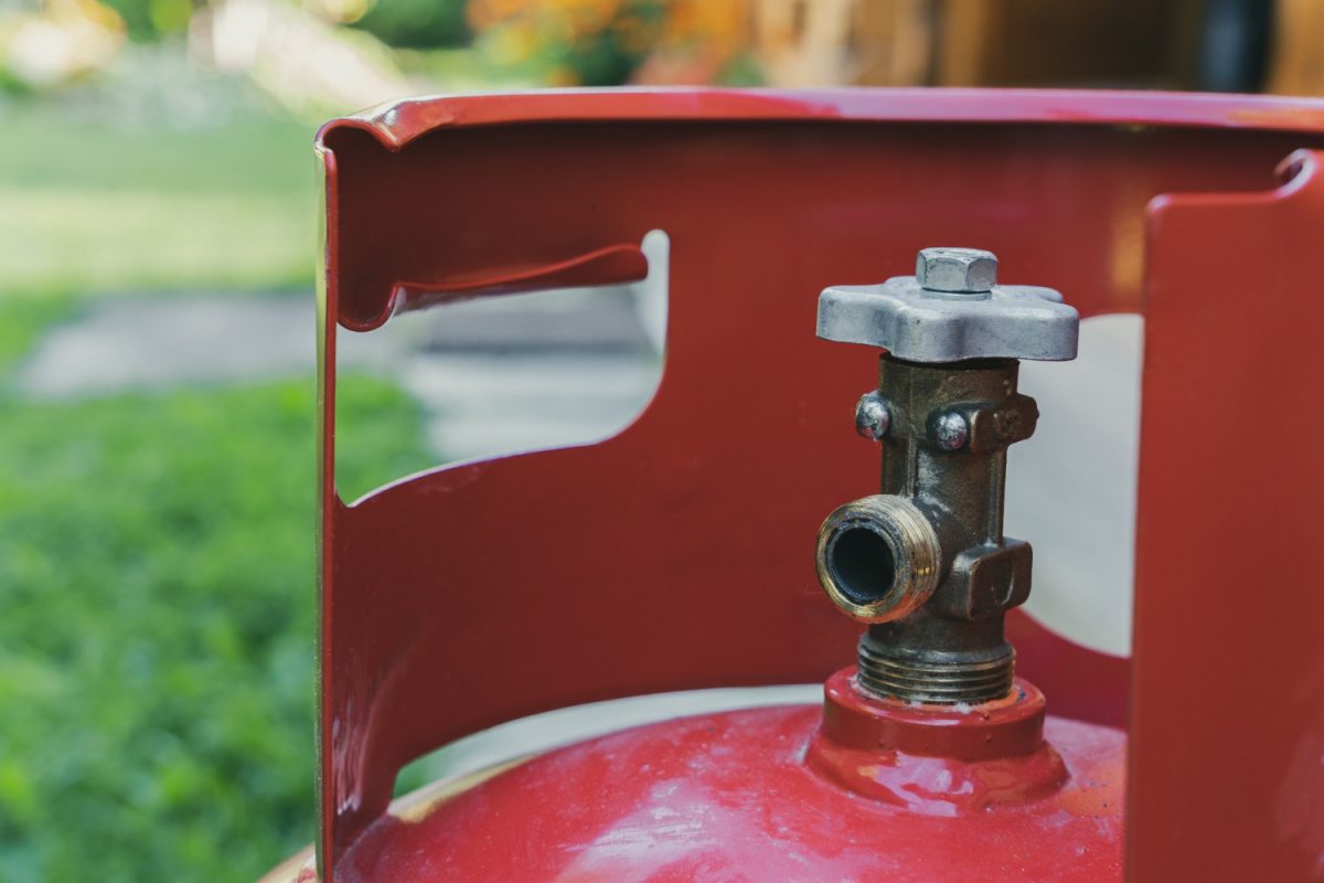 Przechowywanie butli gazowej w domu – wszystko, co musisz wiedzieć